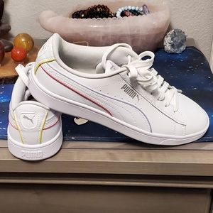 BRAND NEW PUMA shoes Womens size 9